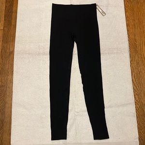 SKIMS Black Leggings